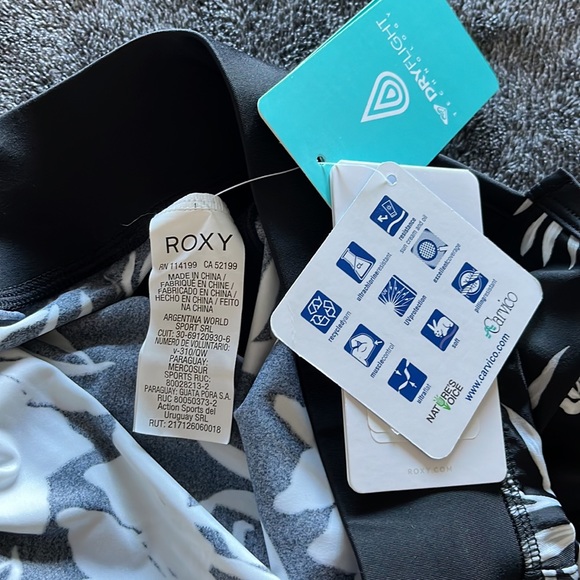 NWT Roxy Swim Technical Shorts sz S - Picture 7 of 7